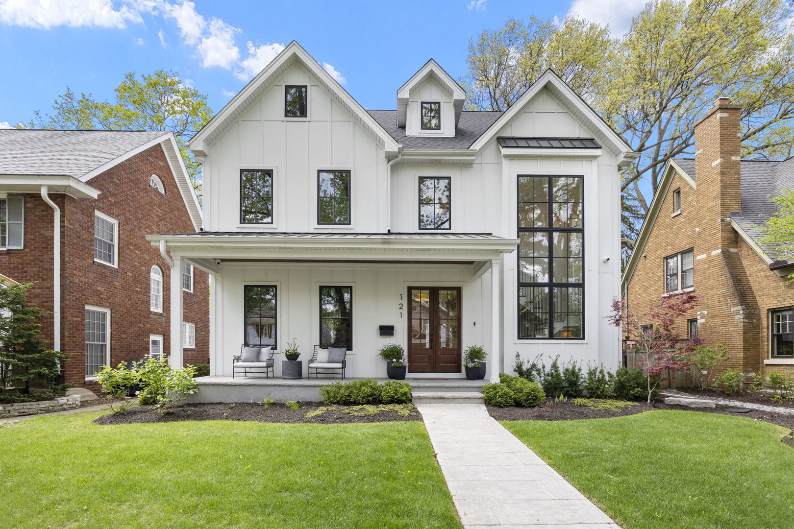 121 North Julian Street Naperville IL 60540
