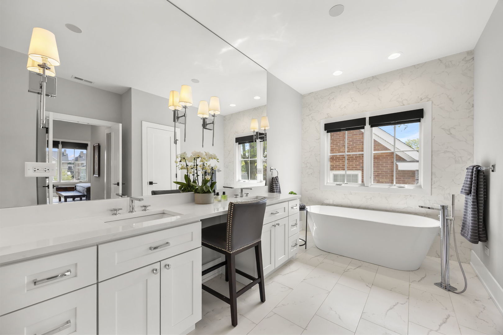 121 North Julian Street Naperville IL 60540