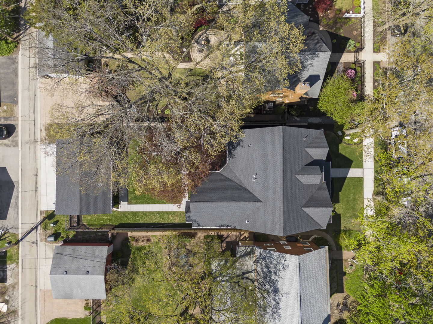121 North Julian Street Naperville IL 60540