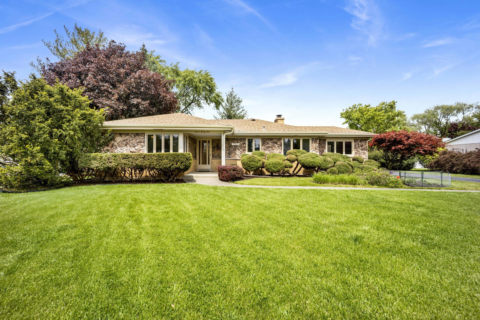 18W724 20TH Place Lombard IL 60148