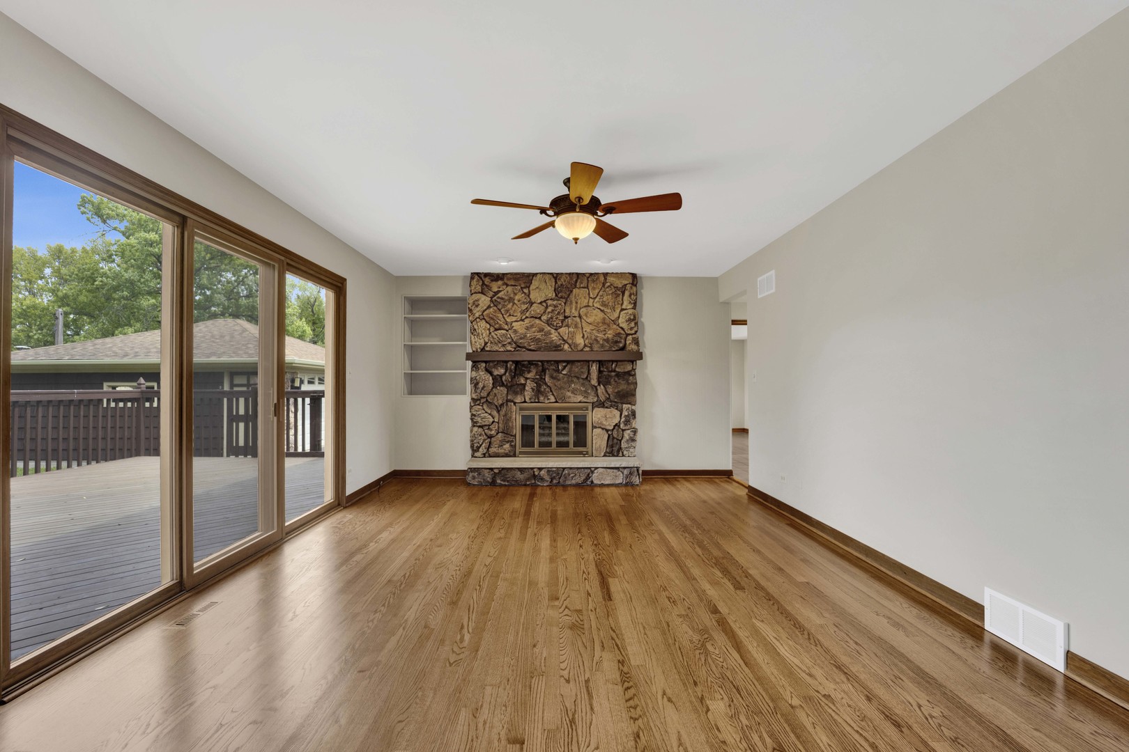 18W724 20TH Place Lombard IL 60148