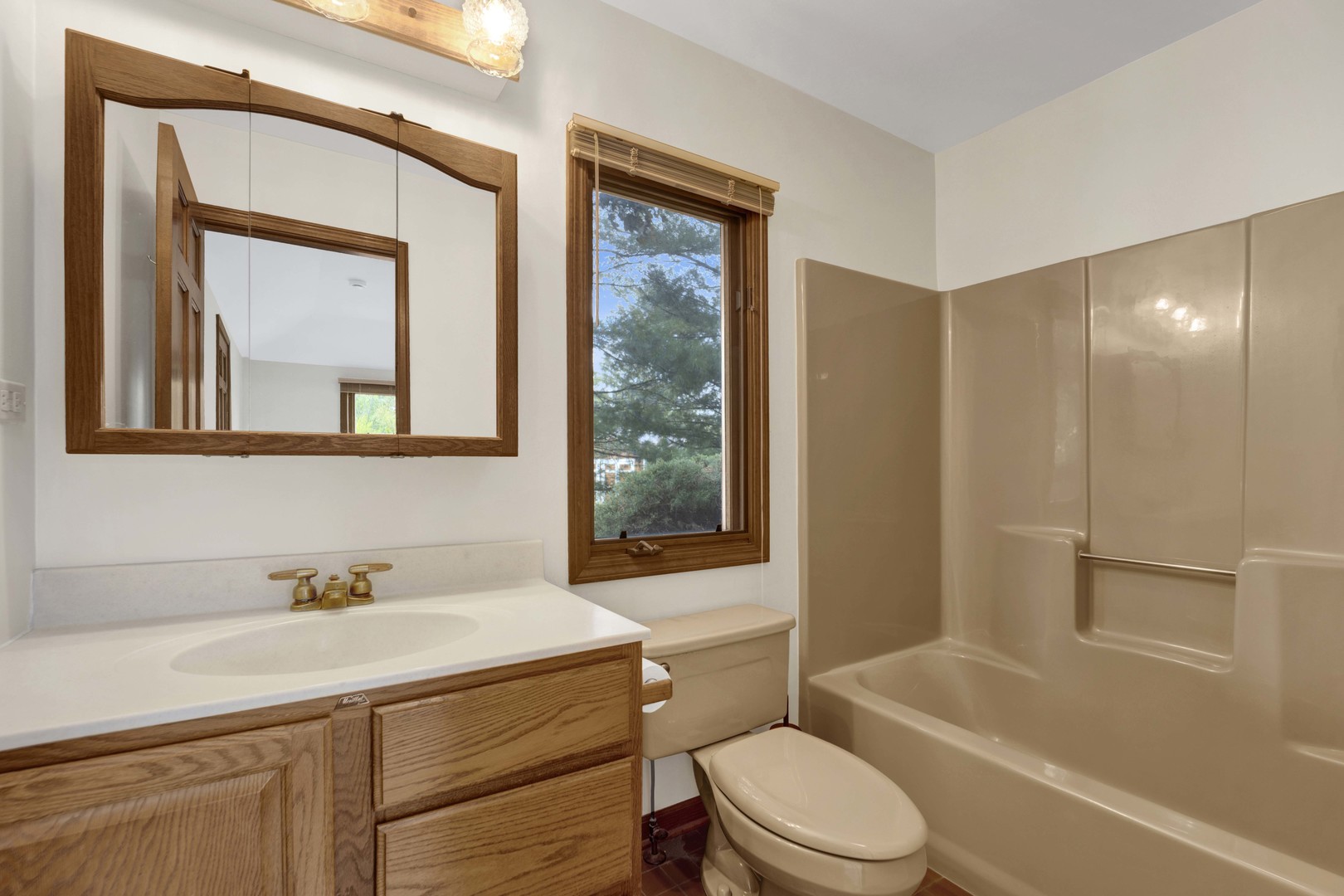 18W724 20TH Place Lombard IL 60148
