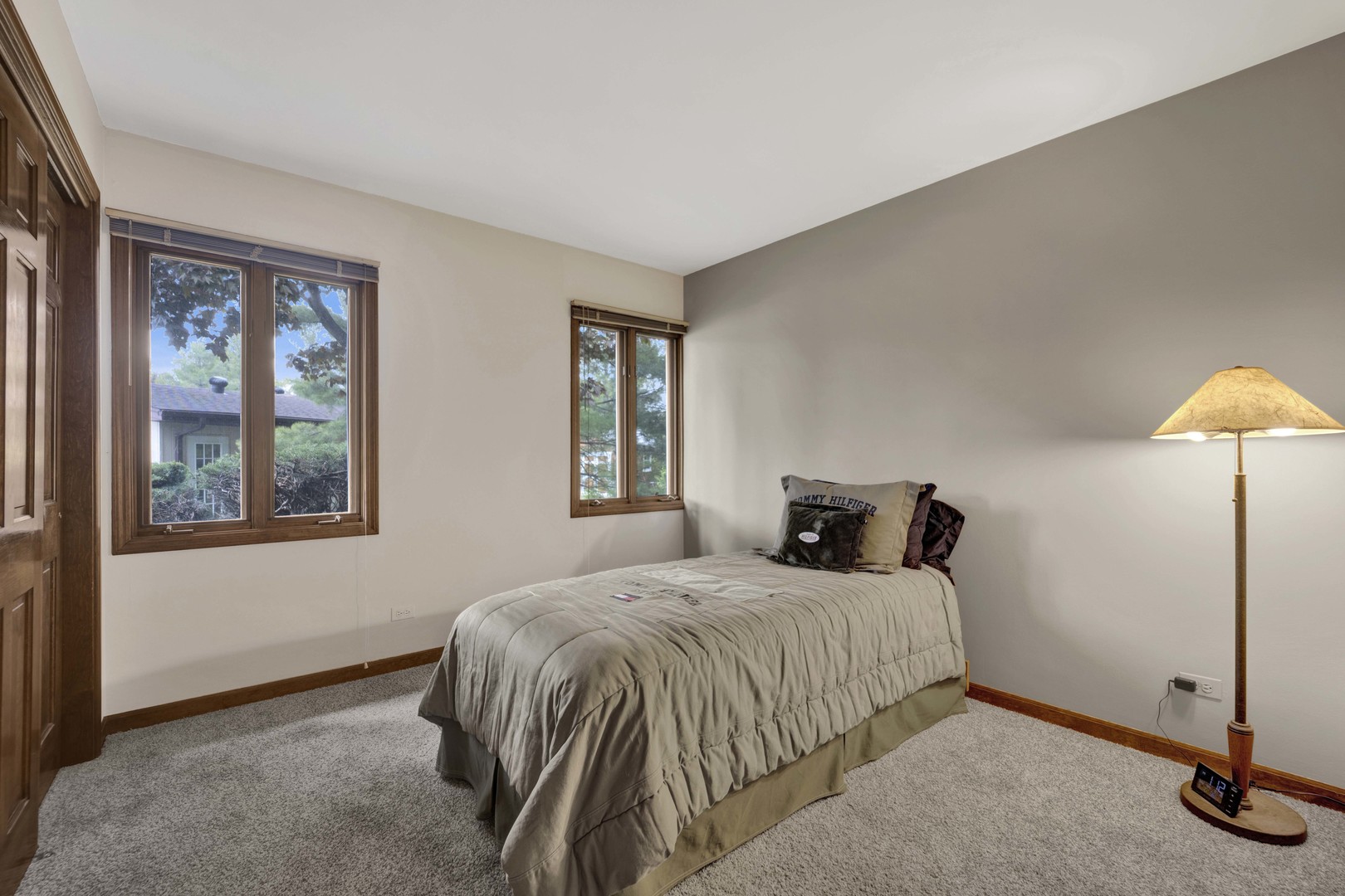 18W724 20TH Place Lombard IL 60148