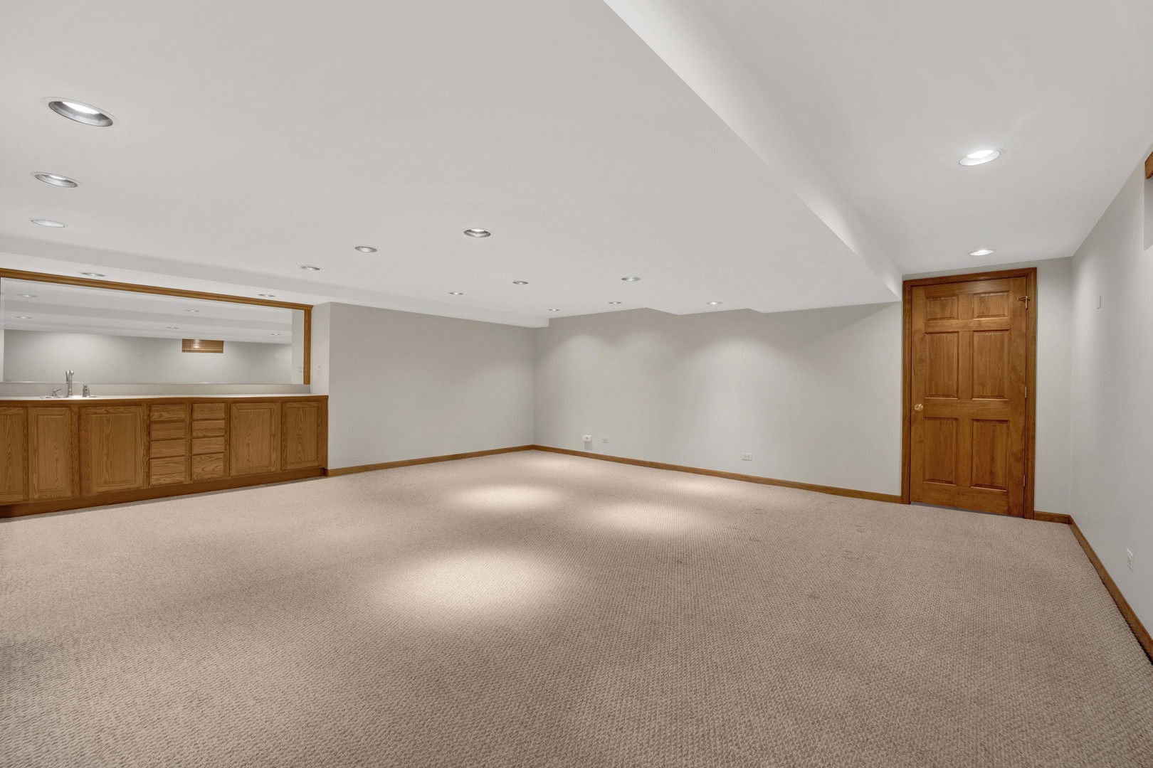 18W724 20TH Place Lombard IL 60148