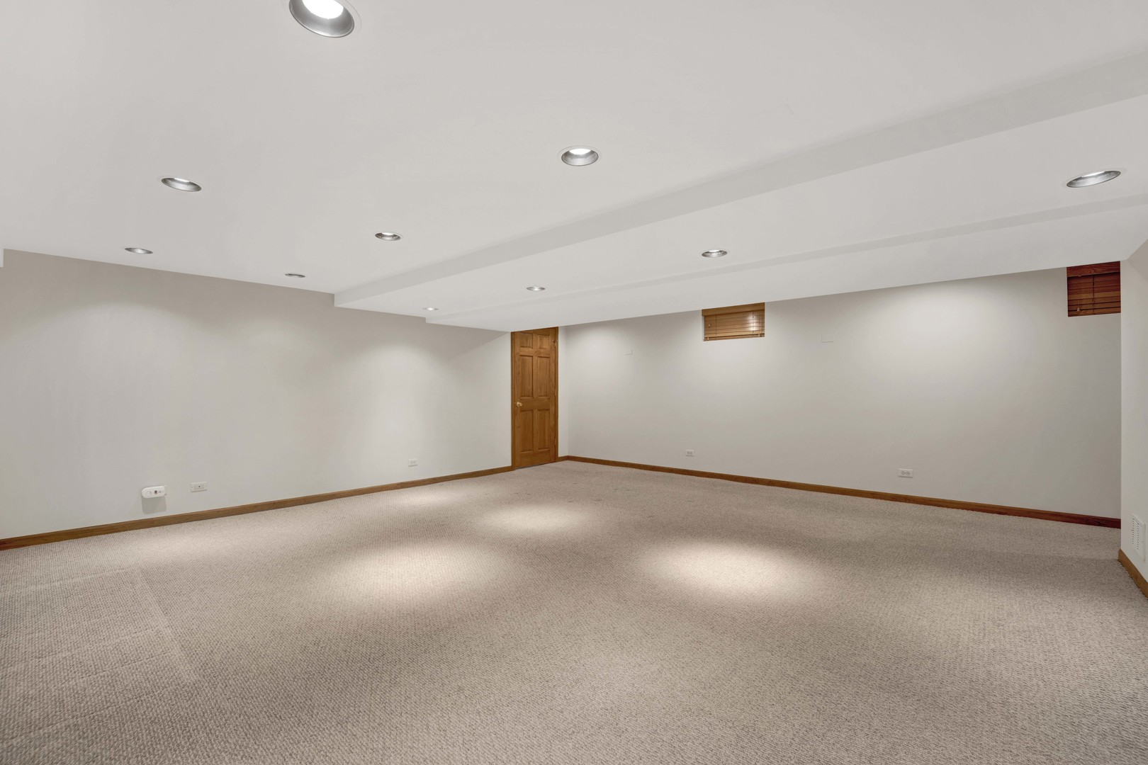 18W724 20TH Place Lombard IL 60148