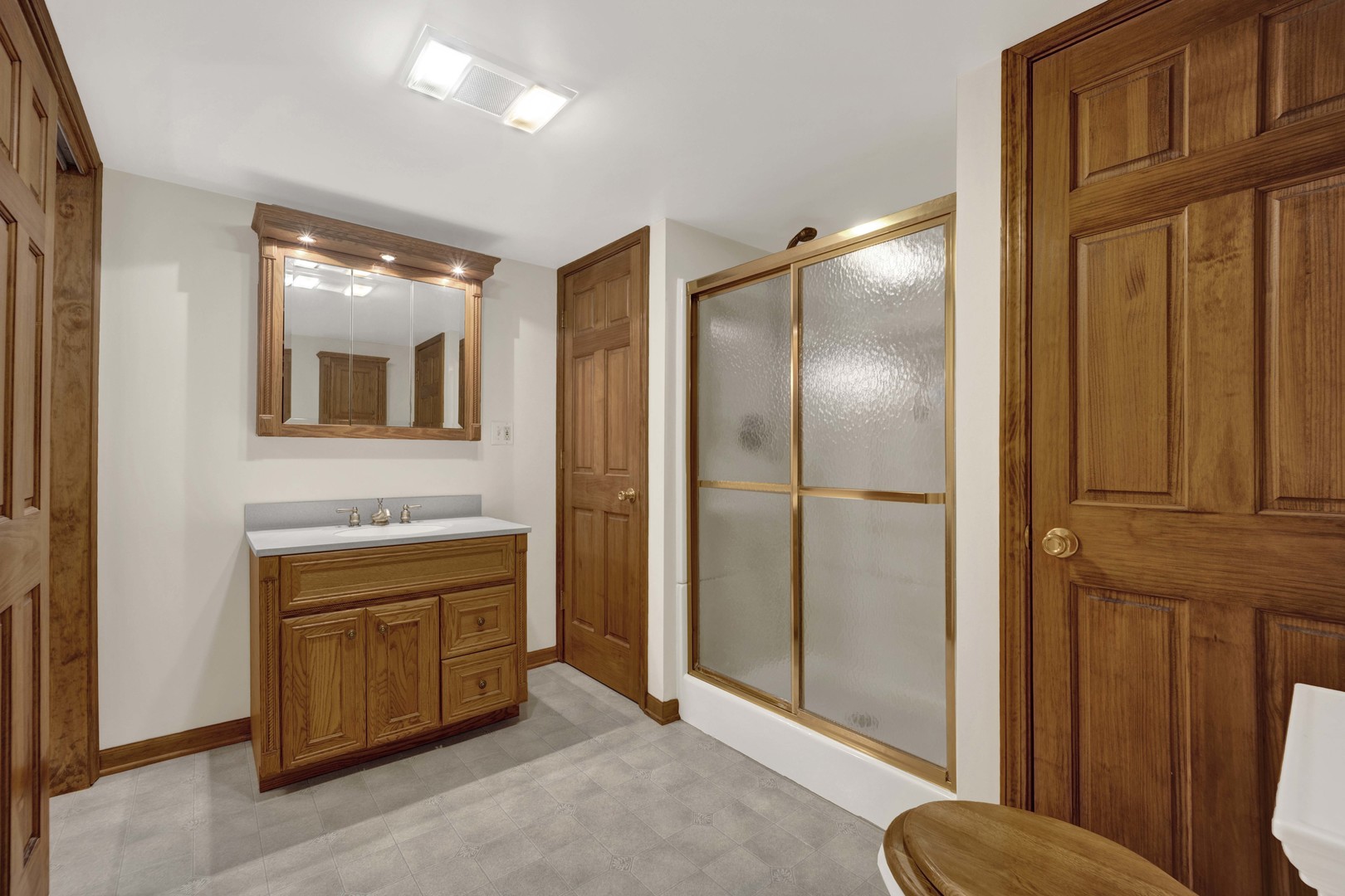18W724 20TH Place Lombard IL 60148