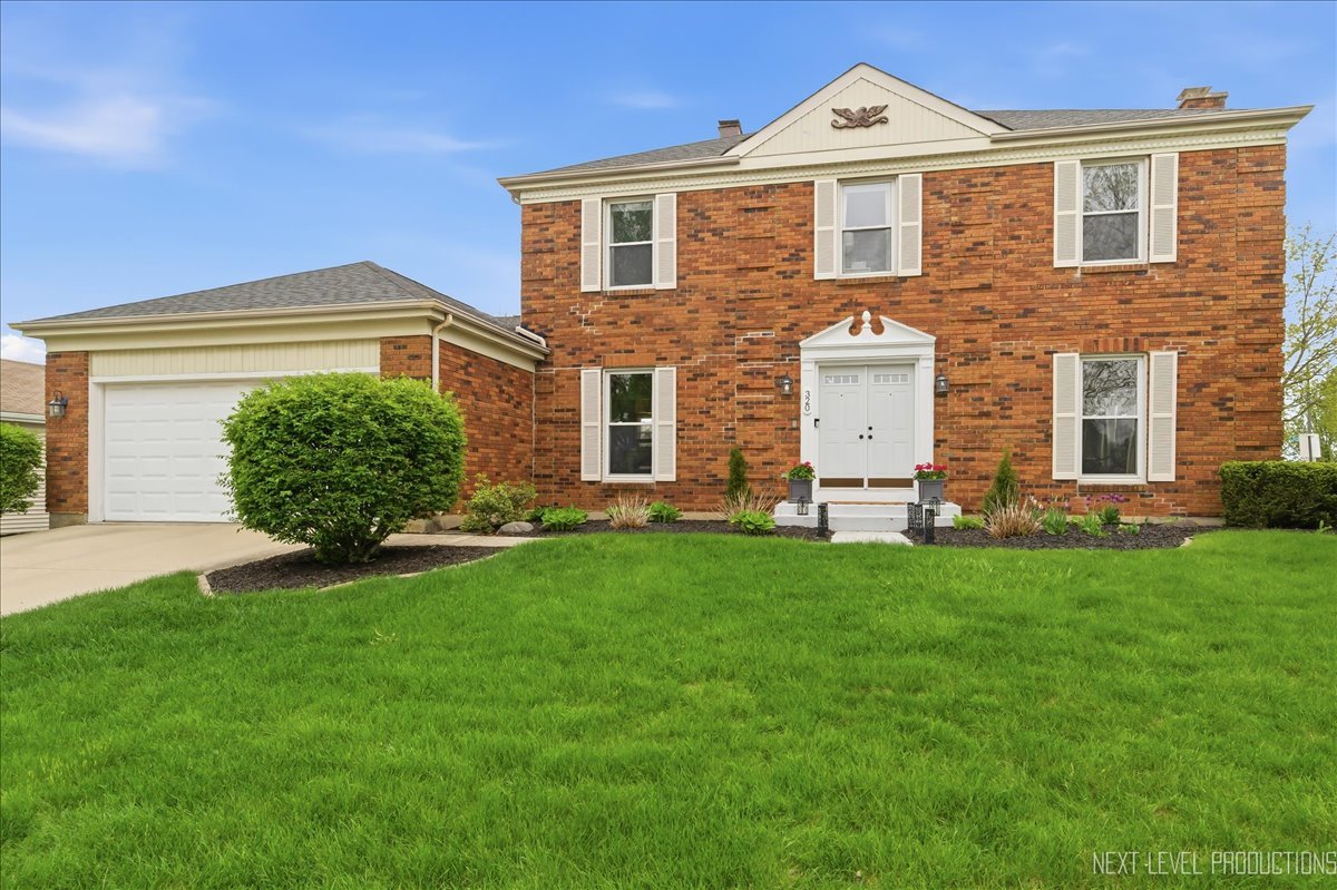 320 Essex Court Aurora IL 60504