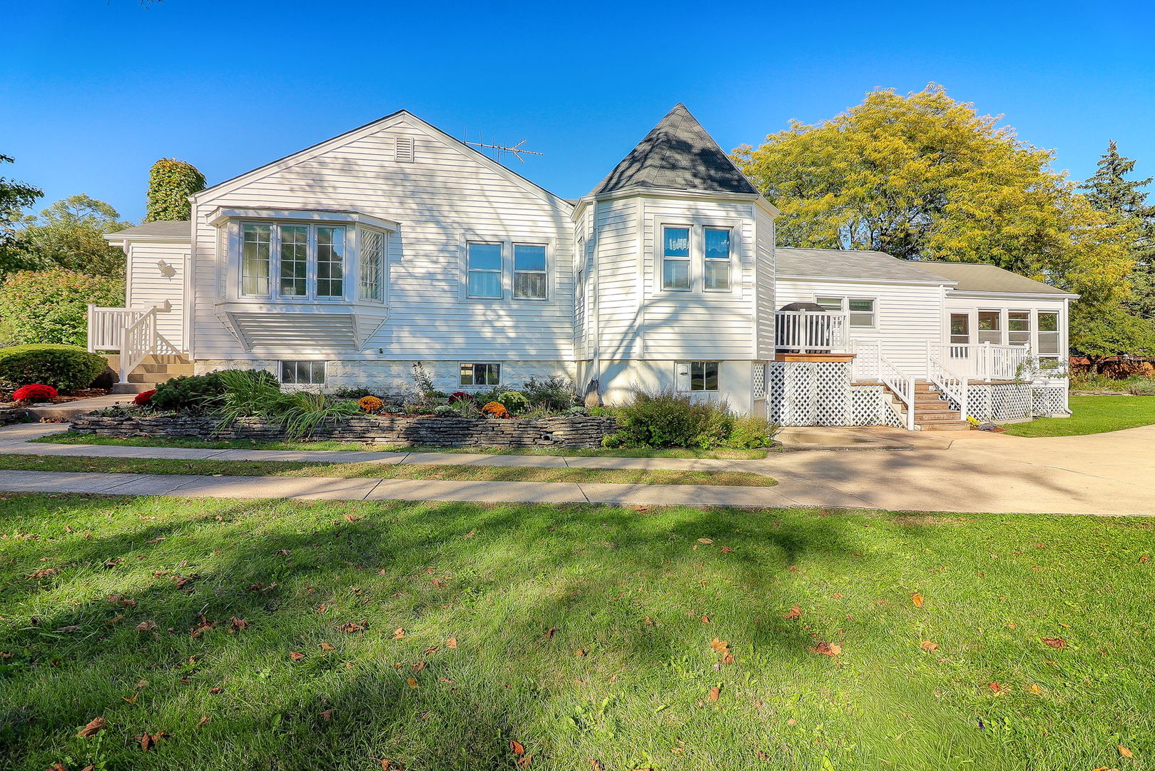 635 South Finley Road Lombard IL 60148