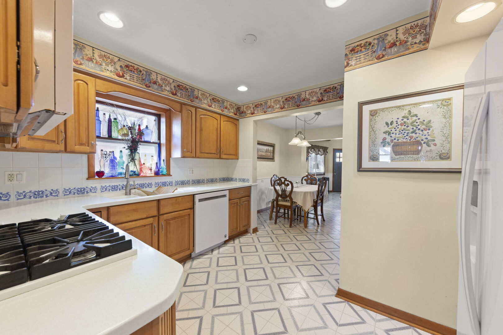 928 South Hillcrest Avenue Elmhurst IL 60126