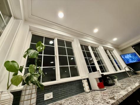 747 Delius Street Aurora IL 60505