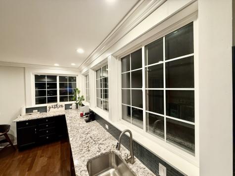 747 Delius Street Aurora IL 60505