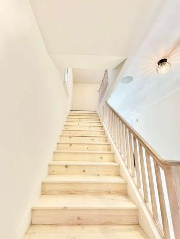 747 Delius Street Aurora IL 60505