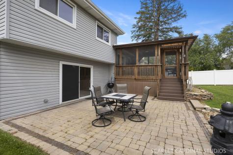 345 Hillcrest Lane Lombard IL 60148