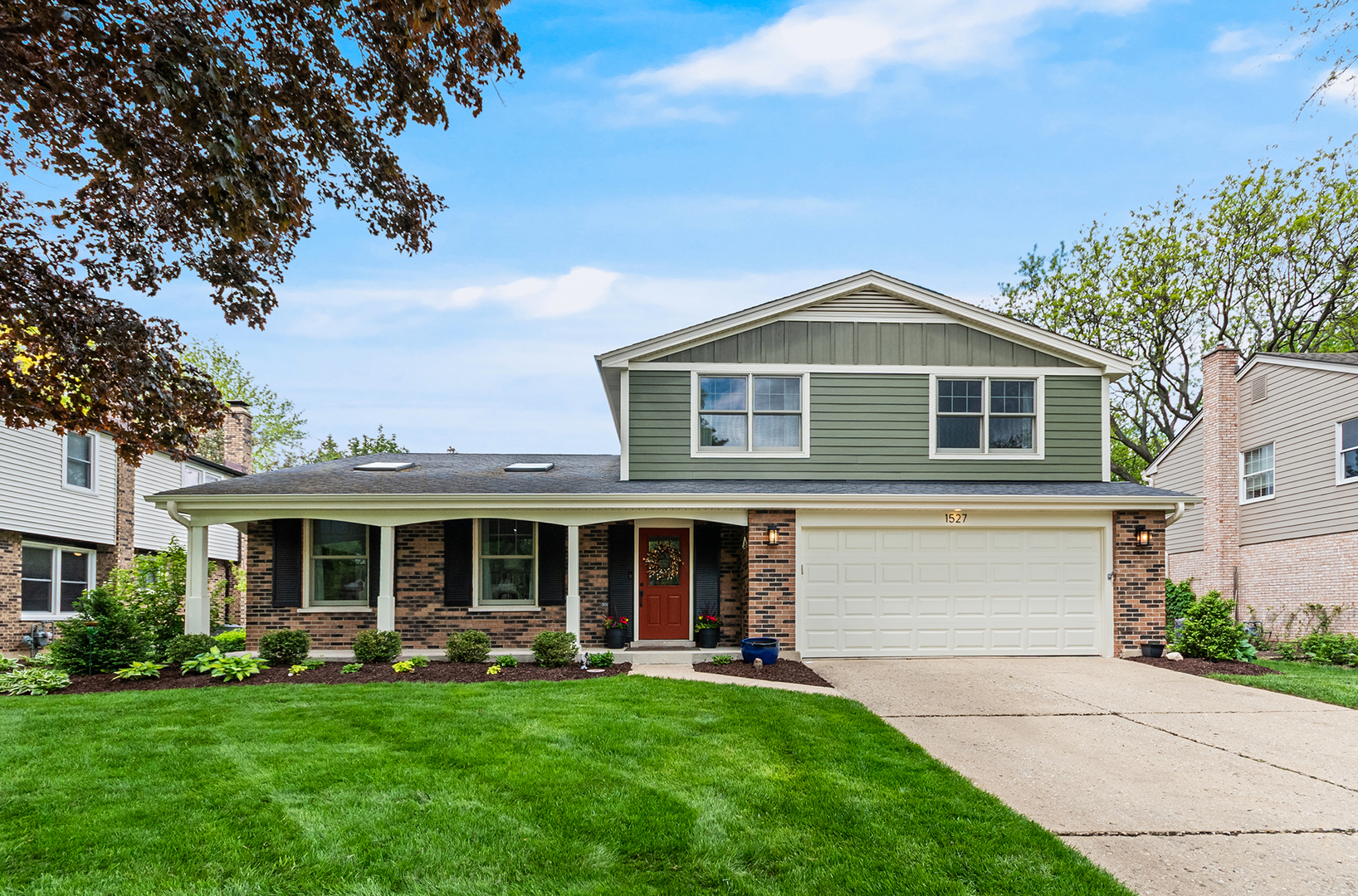 1527 Chickasaw Drive Naperville IL 60563