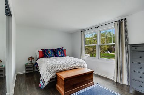 1527 Chickasaw Drive Naperville IL 60563