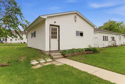115 East Waupansie Street Dwight IL 60420