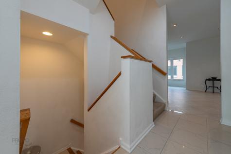 3804 West Devon Avenue Lincolnwood IL 60712