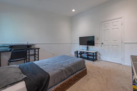 3804 West Devon Avenue Lincolnwood IL 60712