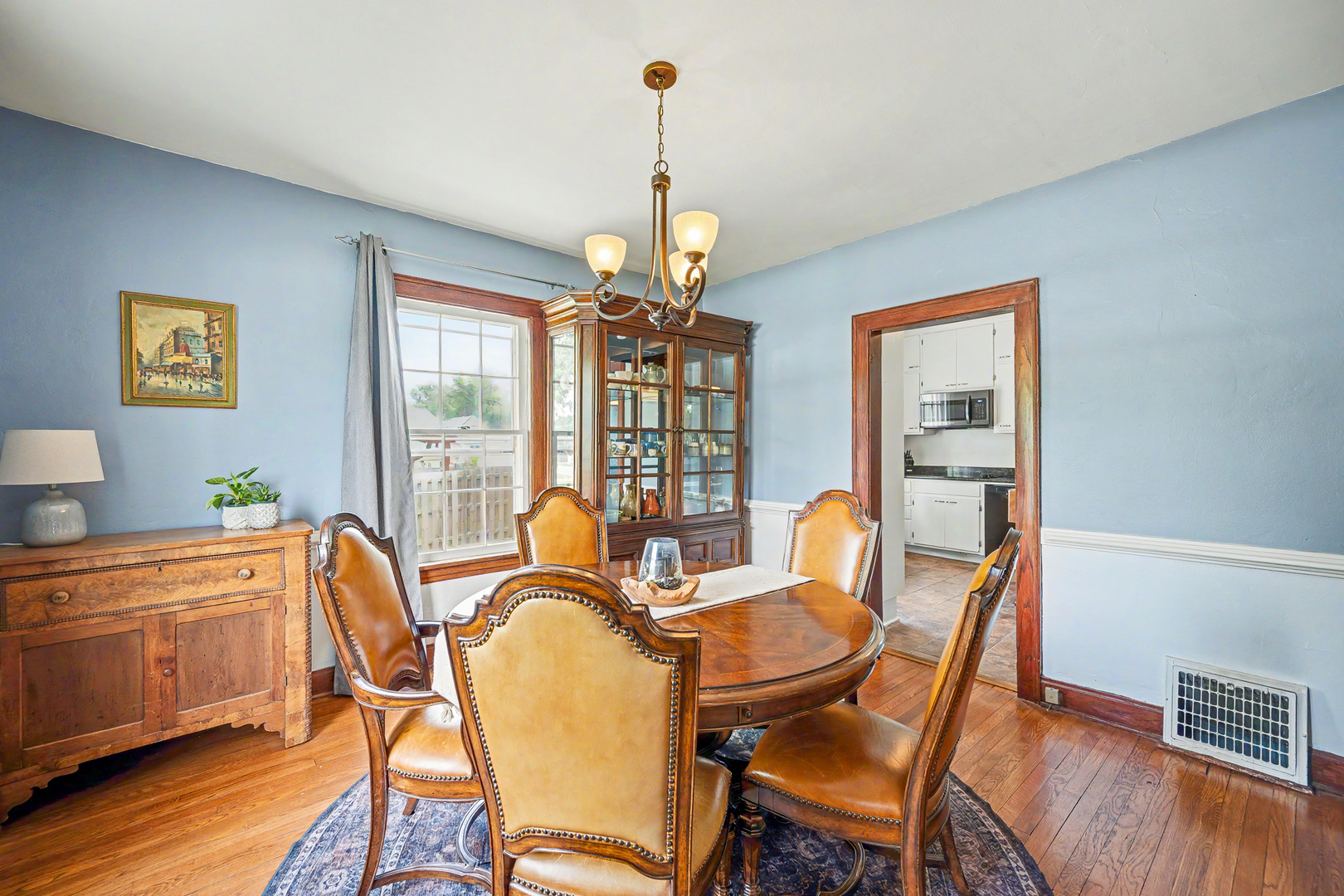 273 Geneva Road Glen Ellyn IL 60137
