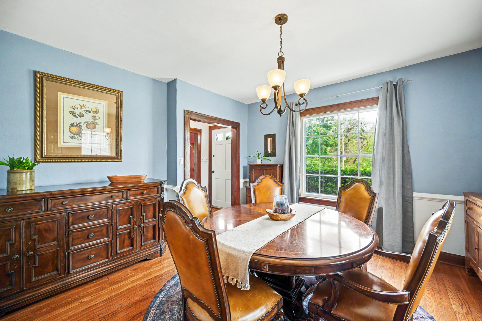 273 Geneva Road Glen Ellyn IL 60137