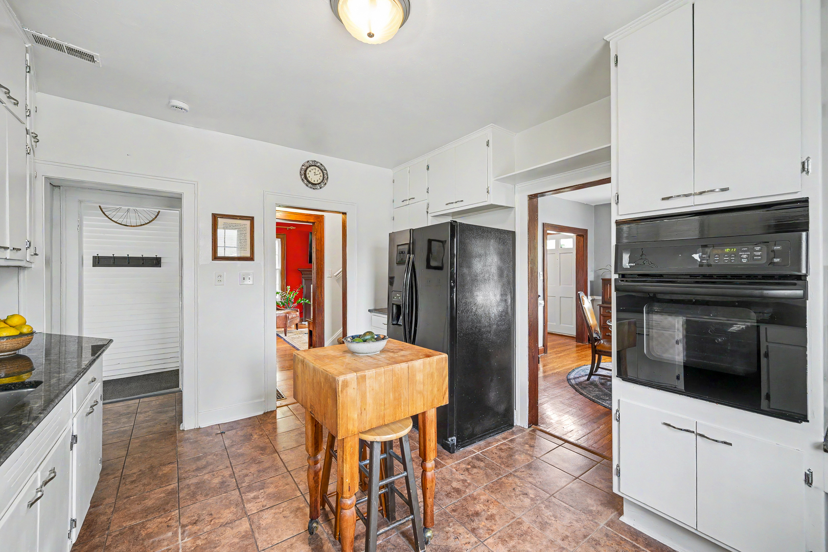 273 Geneva Road Glen Ellyn IL 60137