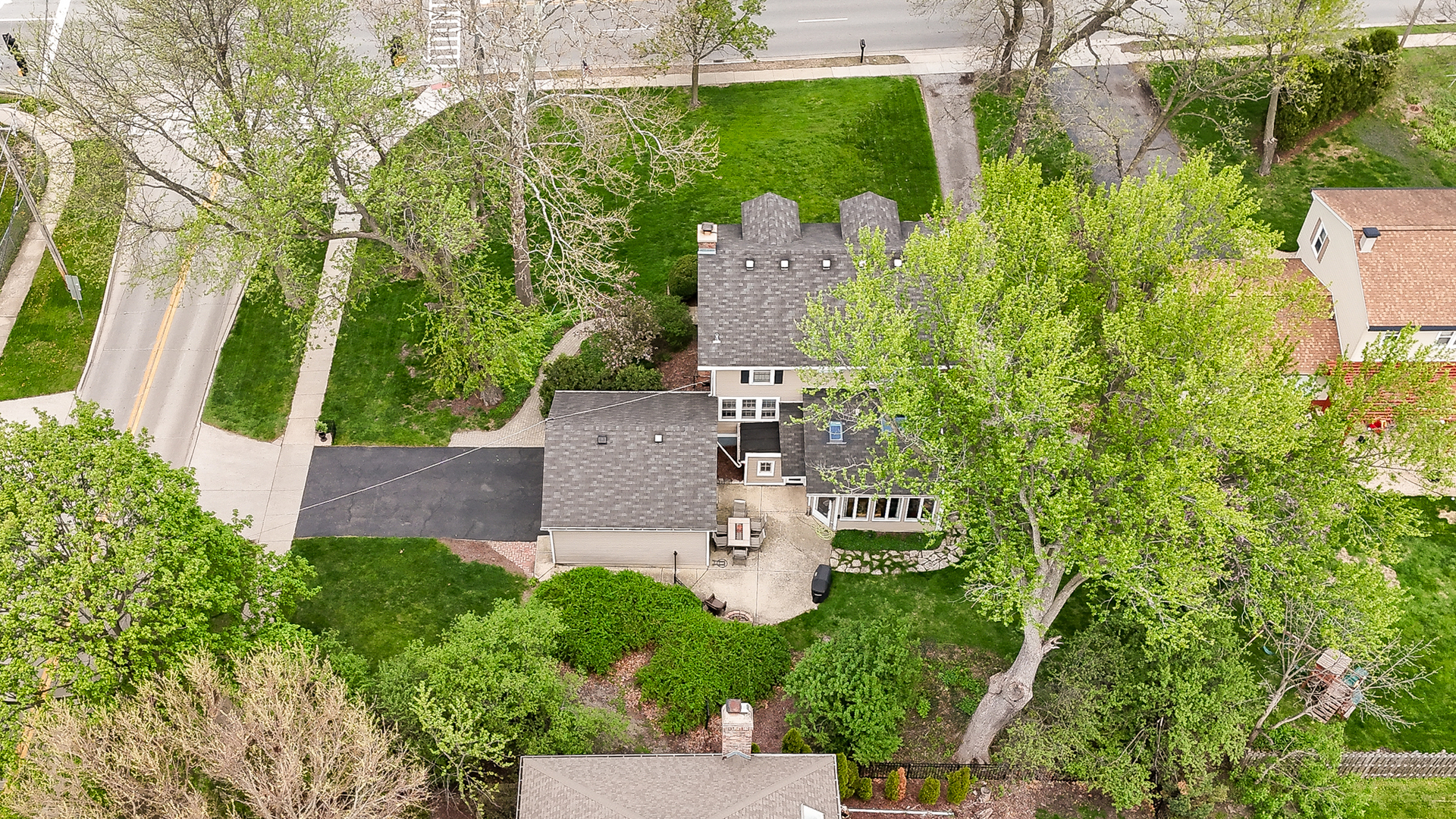 273 Geneva Road Glen Ellyn IL 60137