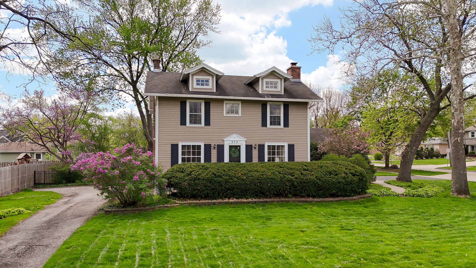 273 Geneva Road Glen Ellyn IL 60137