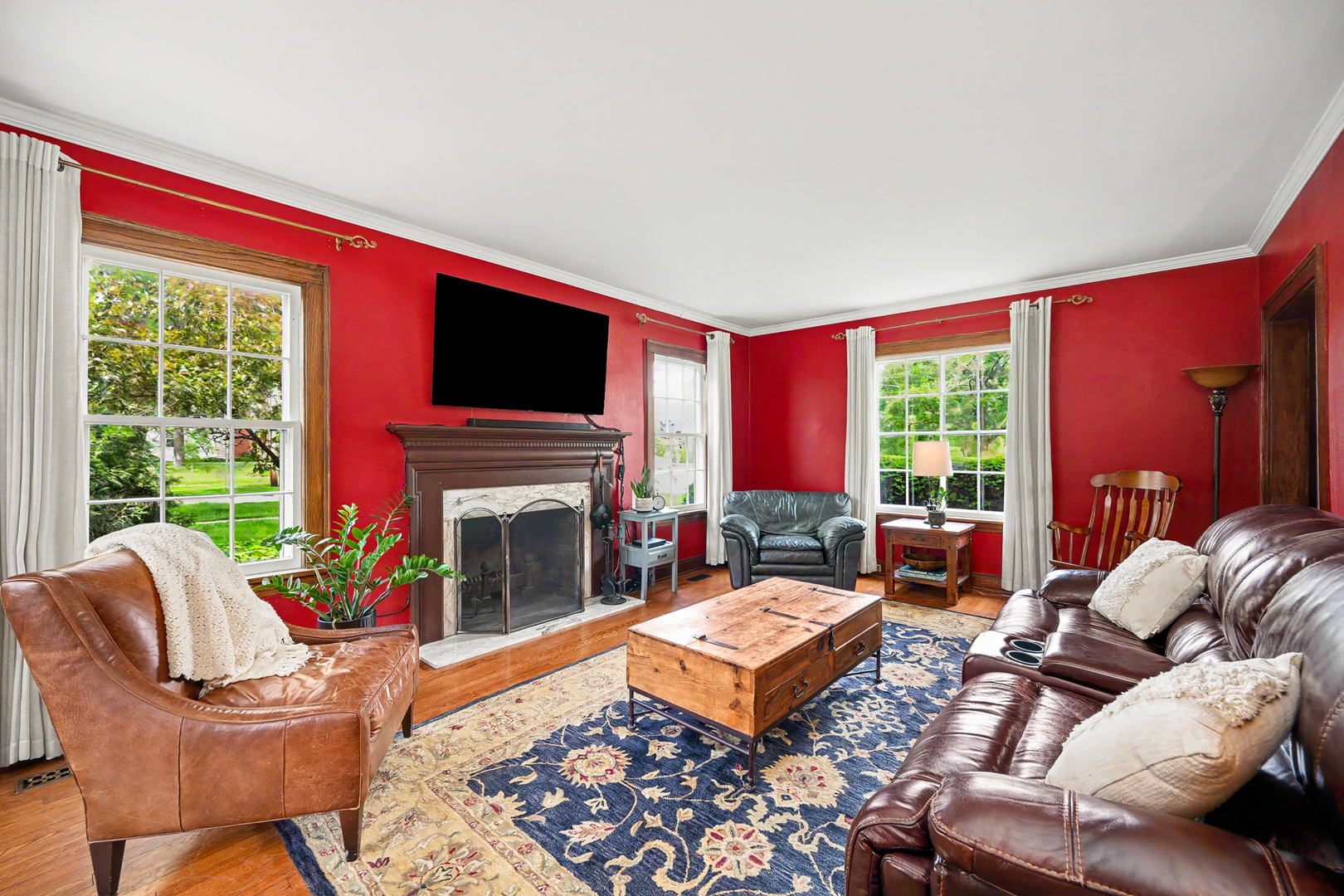 273 Geneva Road Glen Ellyn IL 60137