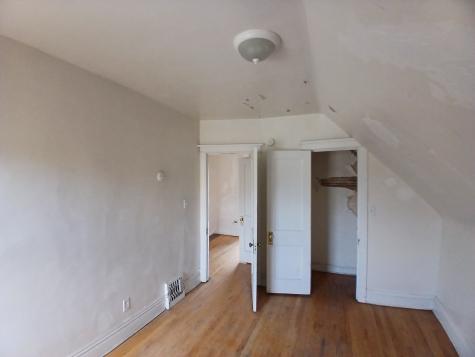 7614 South Dante Avenue Chicago IL 60619