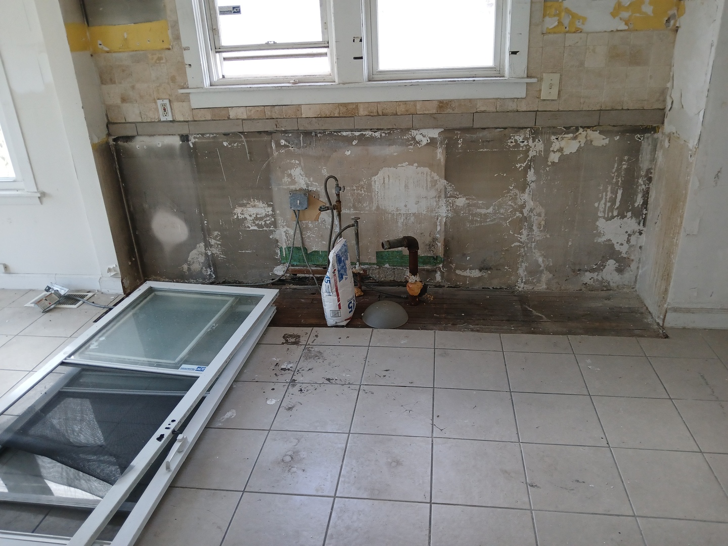 7614 South Dante Avenue Chicago IL 60619