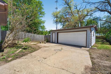 41557 North Illinois Street Zion IL 60099