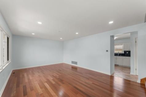 7907 West 74th Street Bridgeview IL 60455