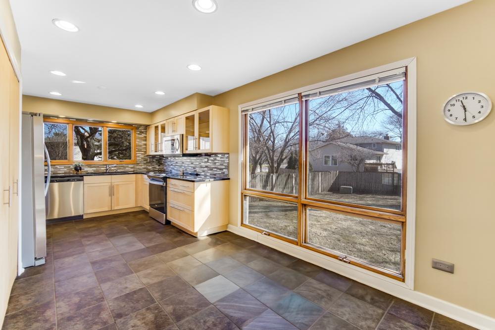 519 Charlestown Drive Bolingbrook IL 60440