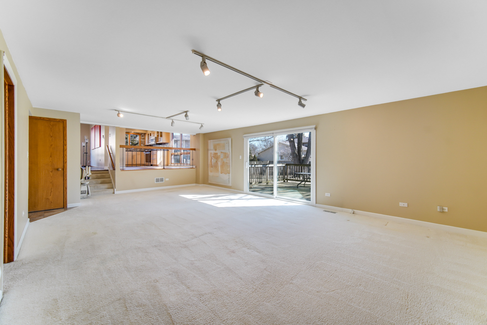 519 Charlestown Drive Bolingbrook IL 60440