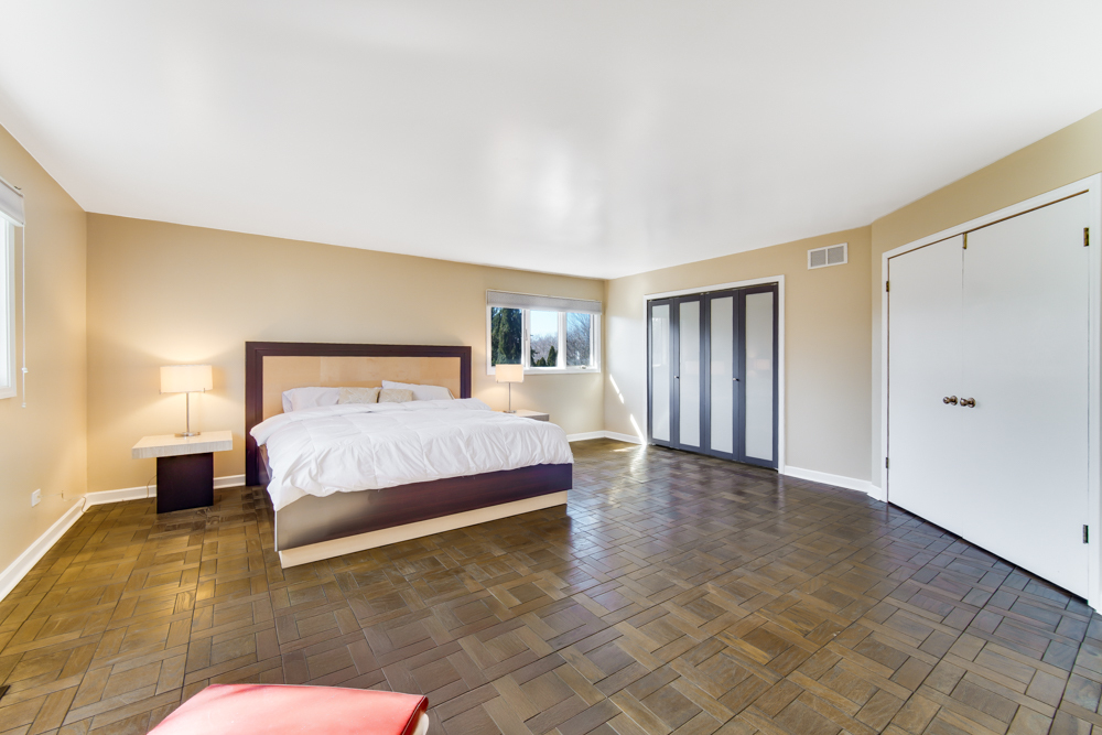 519 Charlestown Drive Bolingbrook IL 60440