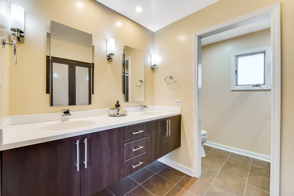 519 Charlestown Drive Bolingbrook IL 60440