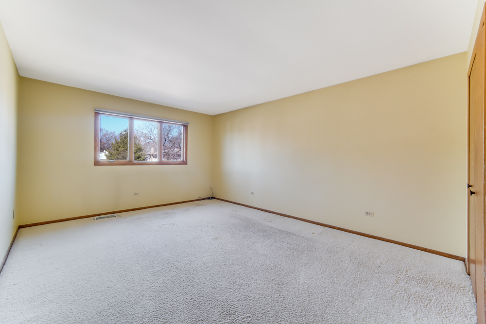 519 Charlestown Drive Bolingbrook IL 60440