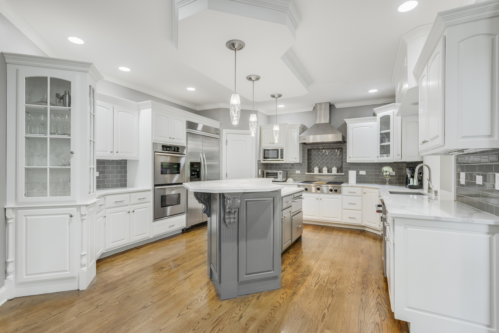 627 Nanak Court Naperville IL 60565