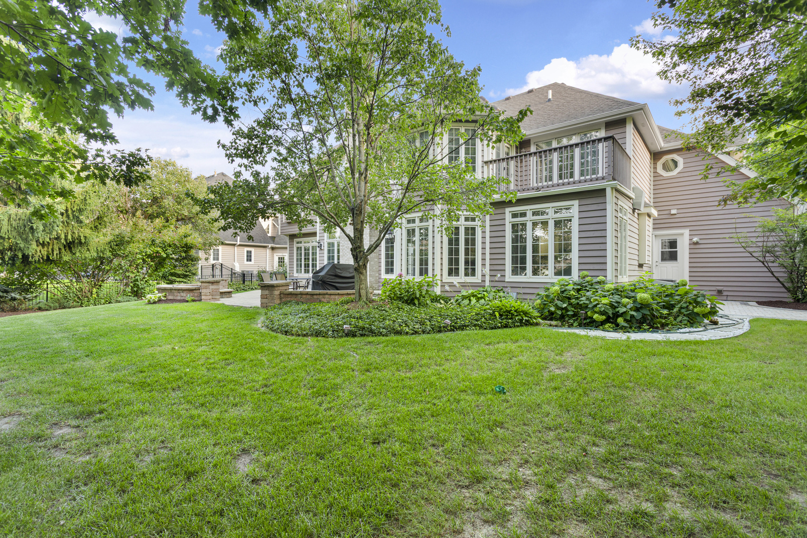 627 Nanak Court Naperville IL 60565