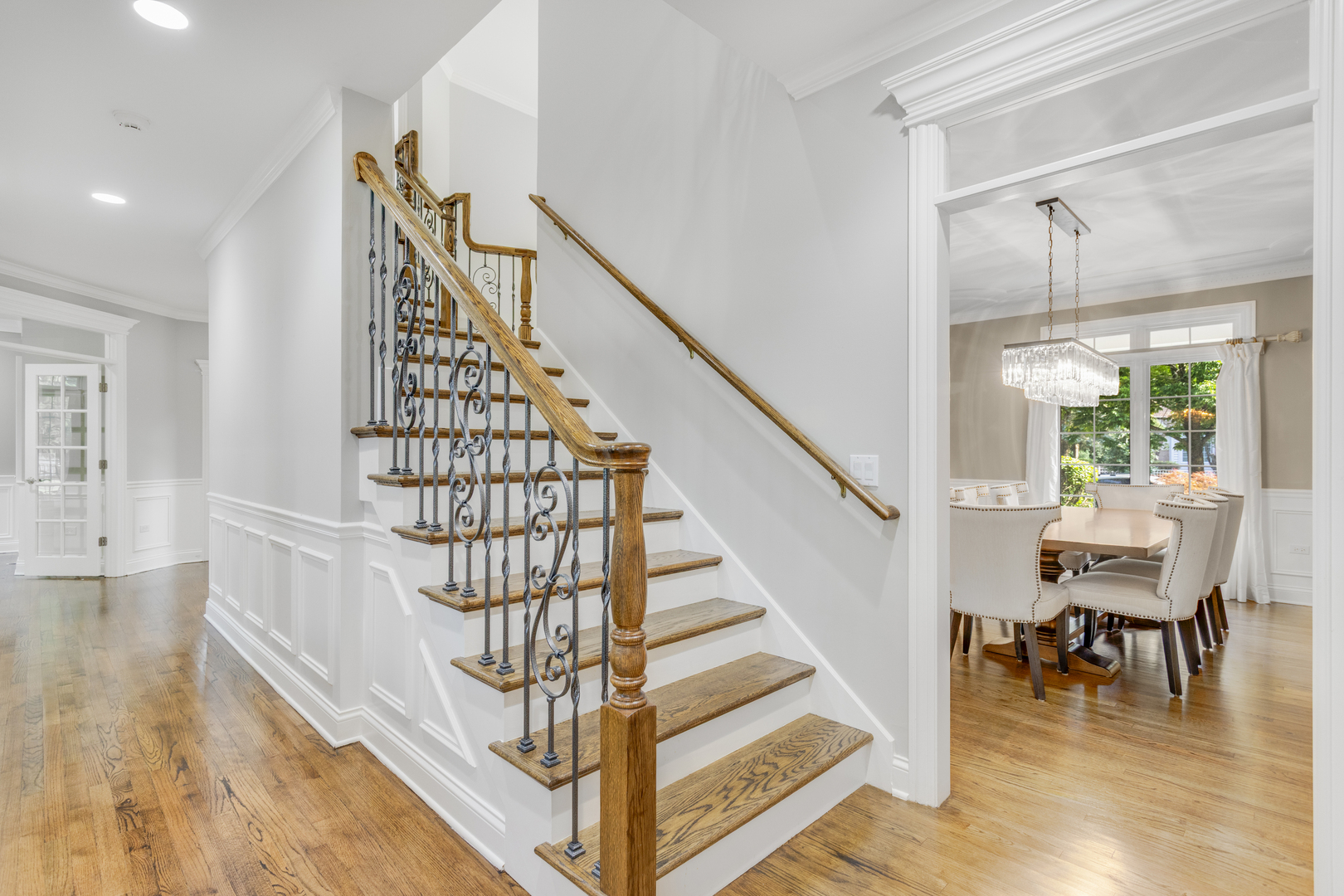 627 Nanak Court Naperville IL 60565