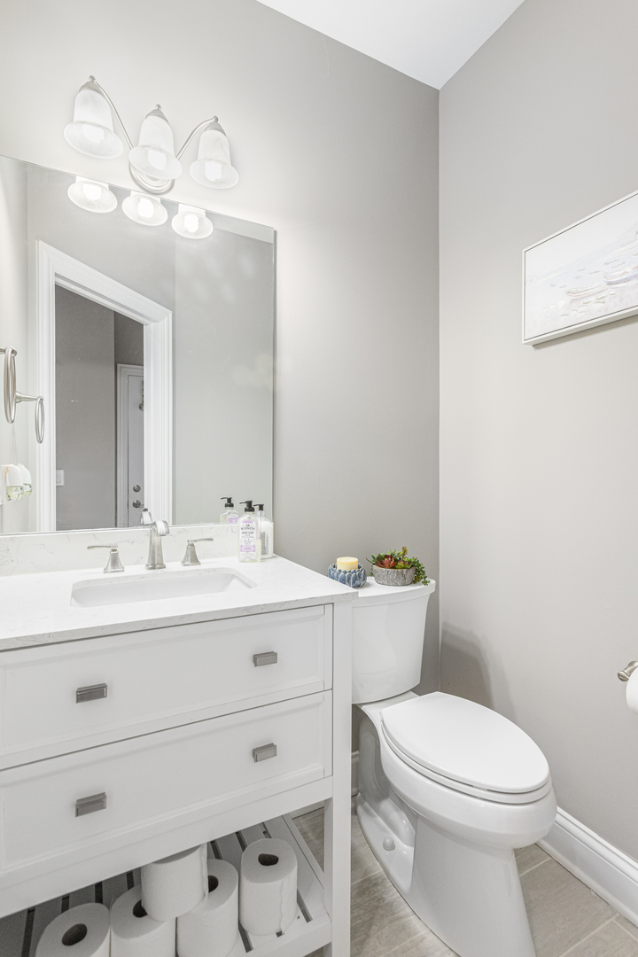 627 Nanak Court Naperville IL 60565