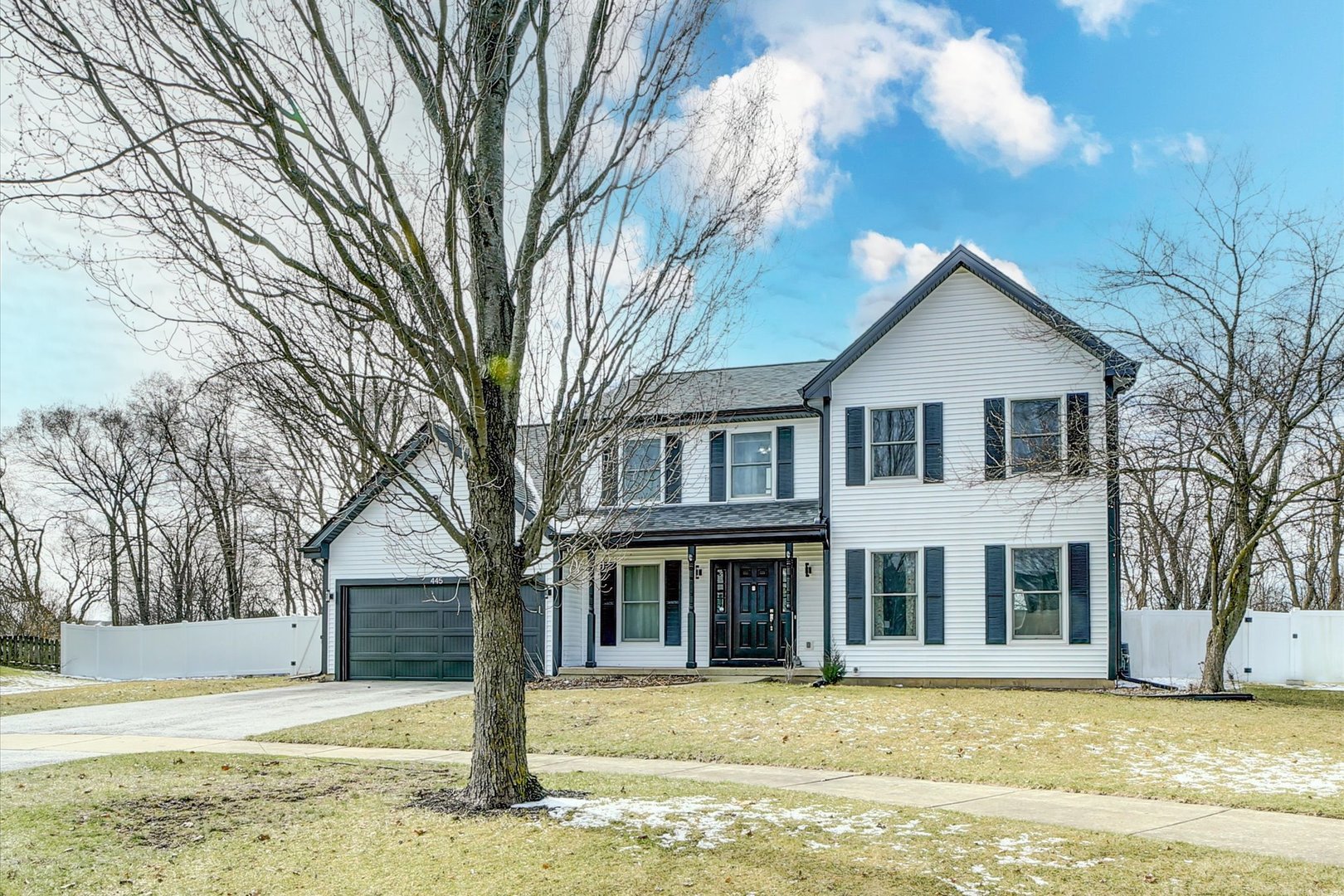 445 Lakeview Drive Aurora IL 60506