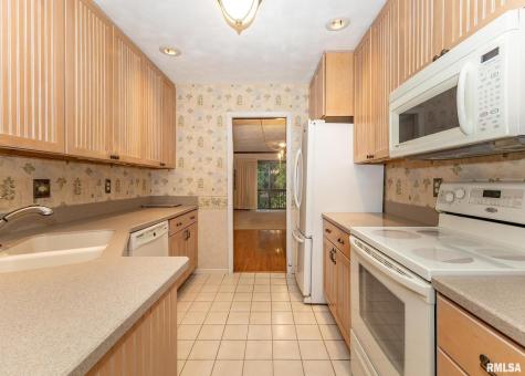 3407 41ST Street Moline IL 61265