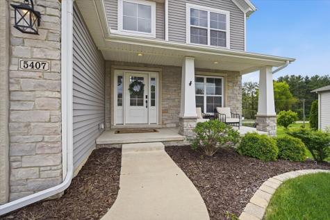5407 Ferryman Road Bloomington IL 61705