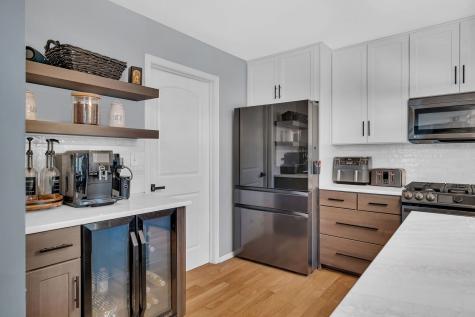 1002 Butterfield Circle E Shorewood IL 60404