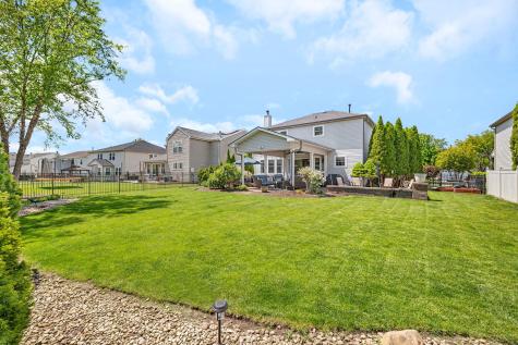 1002 Butterfield Circle E Shorewood IL 60404