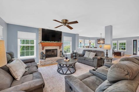1002 Butterfield Circle E Shorewood IL 60404