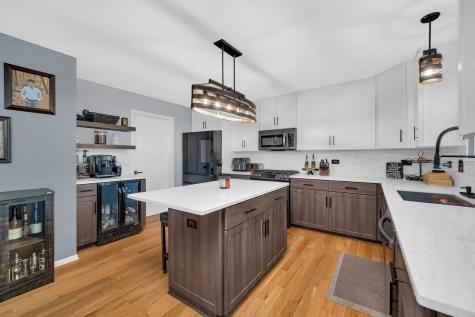 1002 Butterfield Circle E Shorewood IL 60404