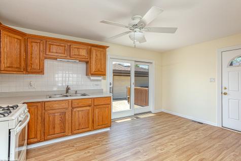 7049 West 91 Street Bridgeview IL 60455