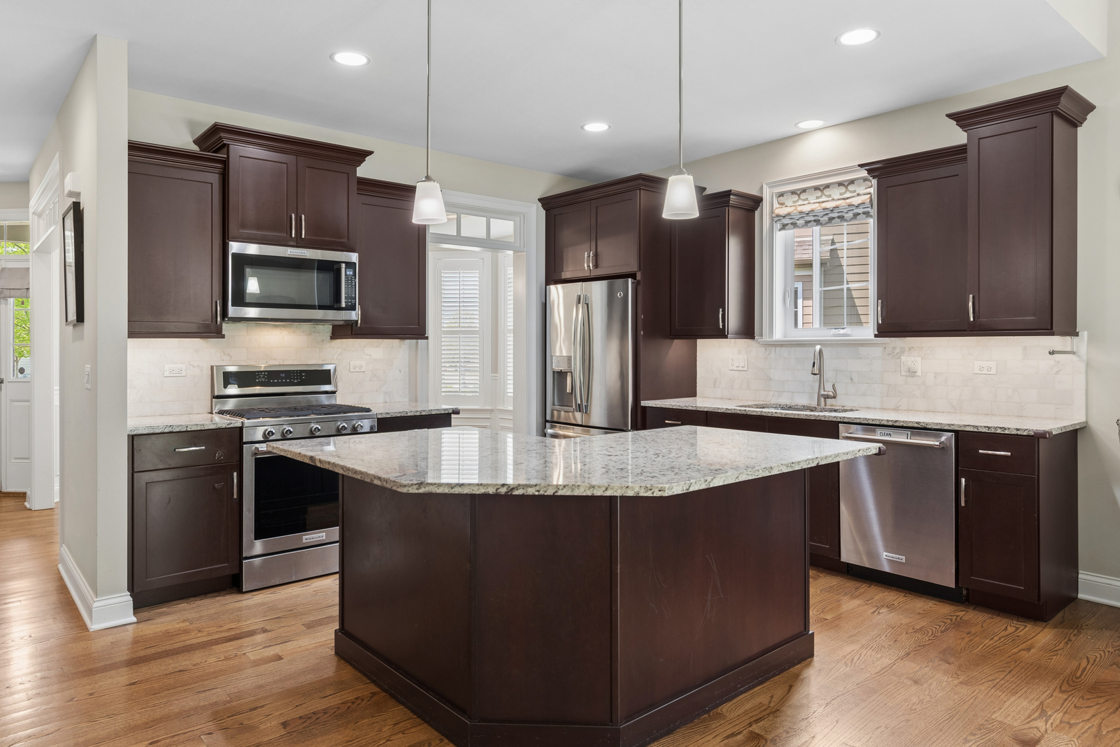2757 Nicole Circle Aurora IL 60502